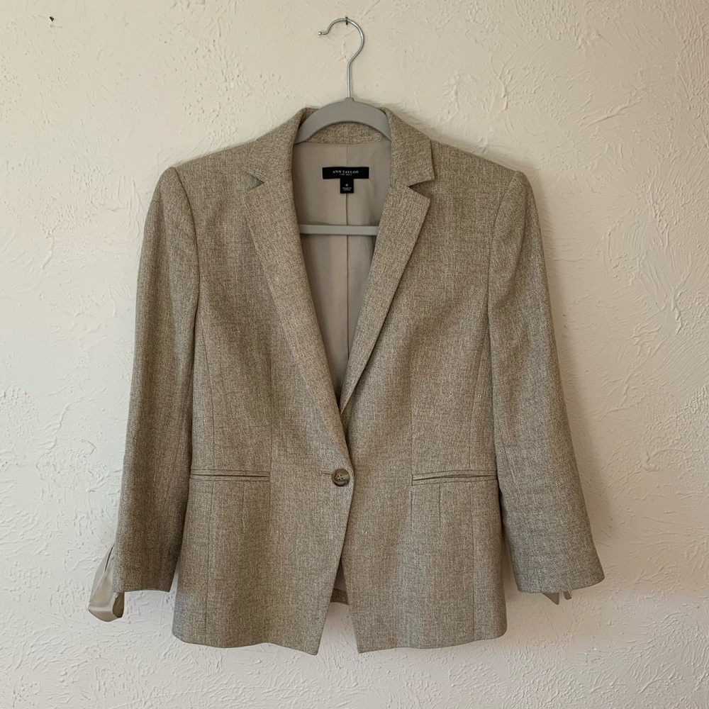 Ann Taylor Beige Blazer Lined Linen size 6
